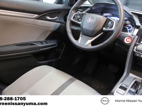 Used 2016 Honda Civic EX-T image 10
