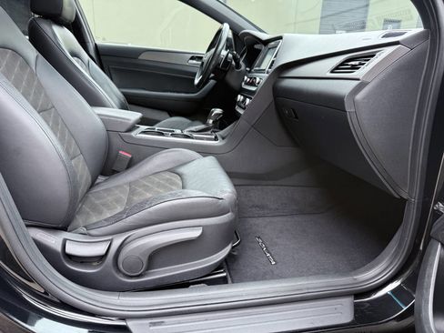 Used 2019 Hyundai Sonata Sport FWD image 12
