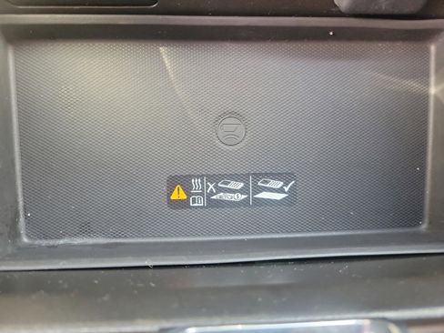 Used 2023 GMC Yukon XL Denali image 22