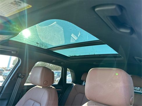 Used 2021 Audi Q3 2.0T Premium Plus w/ Premium Plus Package image 29