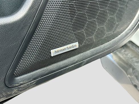 Used 2021 Subaru Outback Limited XT w/ Popular Package #2 image 19