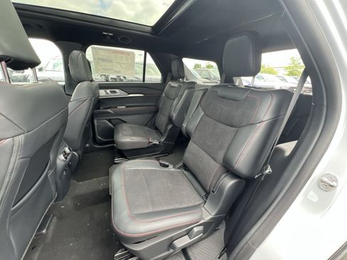 New 2026 Ford Explorer ST w/ Sun And Sound Package AWD/4WD image 33