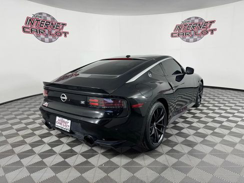 Used 2023 Nissan Z w/ Floor Mat Package (L93) RWD image 7