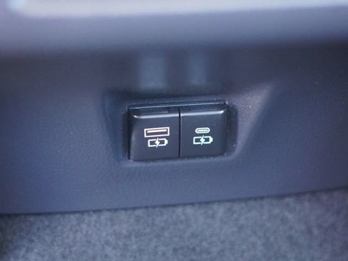 Used 2026 Toyota Camry LE FWD image 34