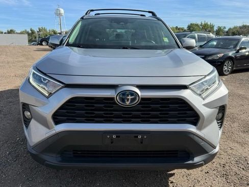 Used 2020 Toyota RAV4 XLE w/ Convenience Package AWD/4WD image 8