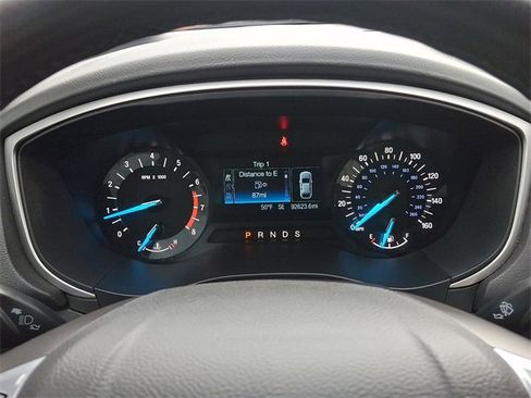 Used 2015 Ford Fusion SE w/ Equipment Group 201A image 20