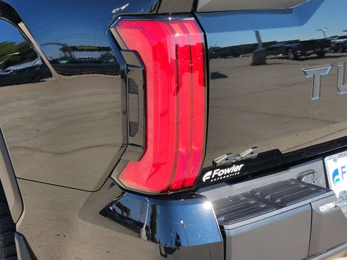 Used 2026 Toyota Tundra SR5 AWD/4WD image 15