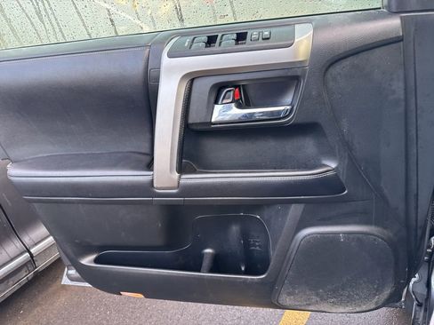 Used 2019 Toyota 4Runner SR5 image 9