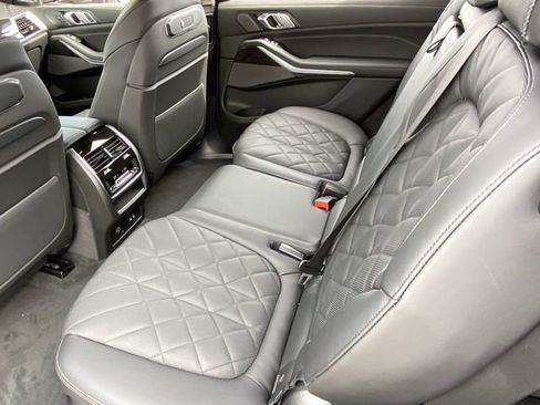 New 2025 BMW X7 xDrive40i w/ M Sport Package image 16