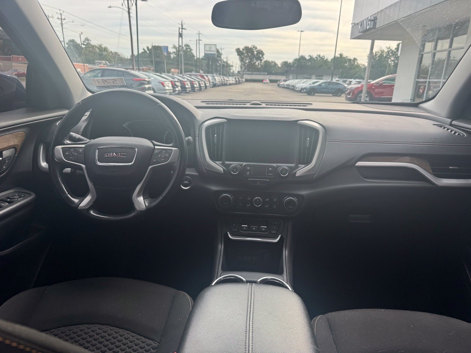 Used 2021 GMC Terrain SLE w/ Driver Convenience Package FWD image 28