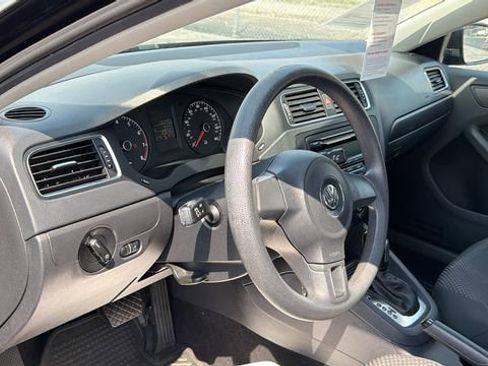 Used 2014 Volkswagen Jetta S FWD image 11