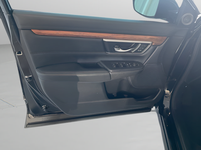 Used 2019 Honda CR-V Touring image 5
