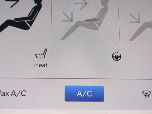 New 2026 Chrysler Pacifica Select AWD/4WD image 24