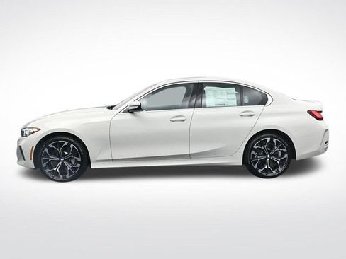 New 2026 BMW 330i xDrive Sedan w/ Premium Package AWD/4WD image 8