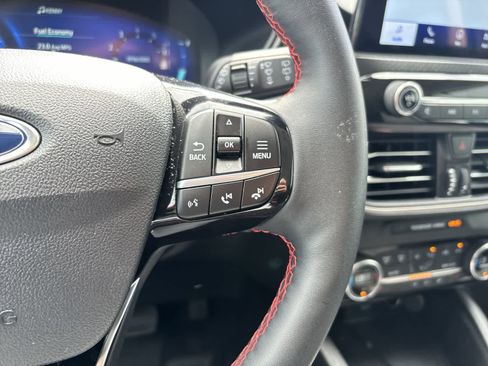 Used 2021 Ford Escape SEL w/ SEL Stealth AWD Package image 11