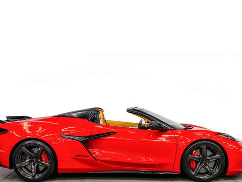 Used 2023 Chevrolet Corvette Z06 w/ Battery Protection Package RWD image 2