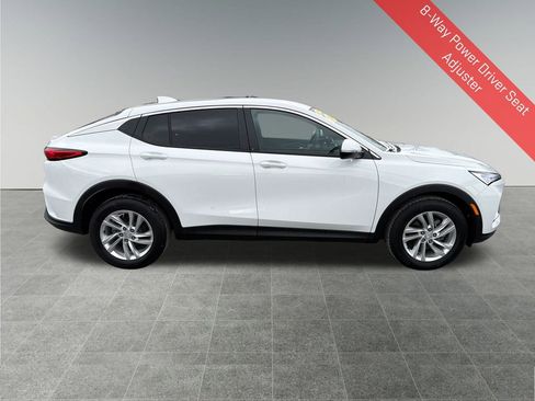 Used 2024 Buick Envista Preferred w/ Convenience I Package image 7