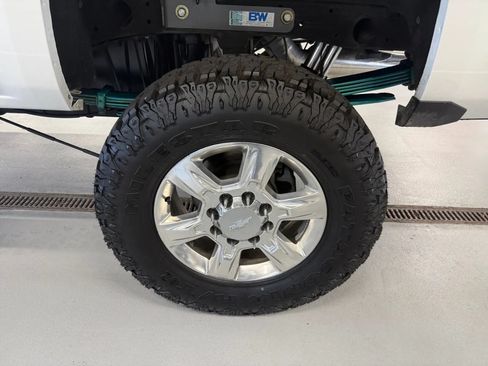 Used 2019 Chevrolet Silverado 2500 LTZ w/ Duramax Plus Package AWD/4WD image 37