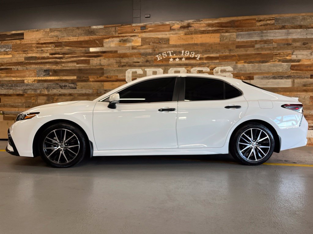 Used 2023 Toyota Camry SE w/ Audio Upgrade Package FWD image 63