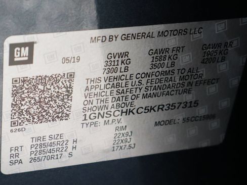 Used 2019 Chevrolet Suburban LT RWD image 58