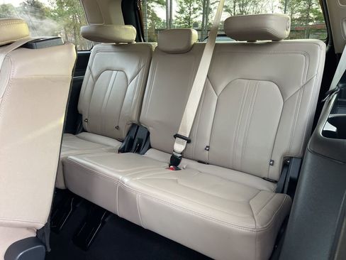 Certified 2024 Ford Expedition Limited image 22