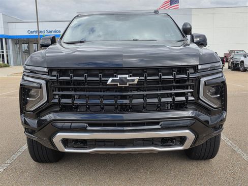 New 2025 Chevrolet Tahoe 2WD image 2