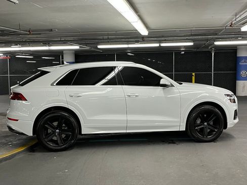 Used 2019 Audi Q8 Premium w/ Convenience Package image 37