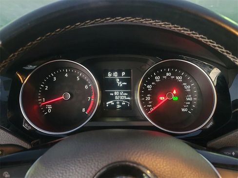 Used 2016 Volkswagen Jetta Sport image 31