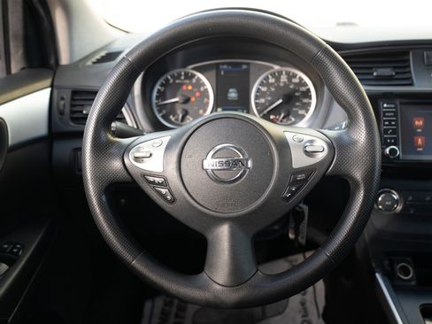 Used 2019 Nissan Sentra S image 28