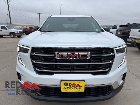 New 2026 GMC Acadia Elevation image 2