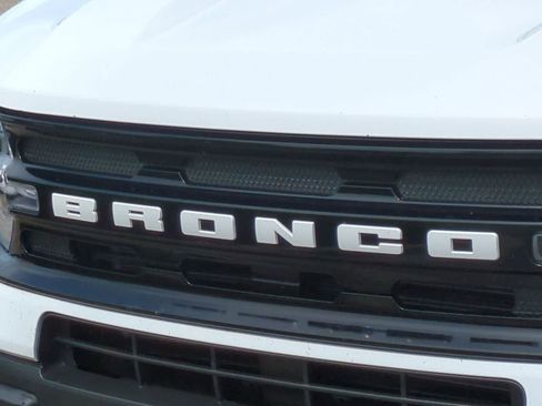 Used 2022 Ford Bronco Sport Outer Banks w/ Tech Package AWD/4WD image 12