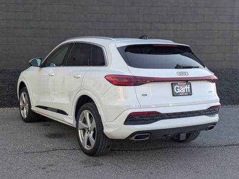 Used 2025 Audi Q5 Premium Plus image 8