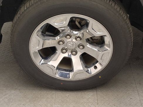 Used 2019 RAM 1500 Big Horn RWD image 31