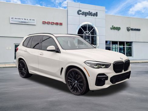 Used 2022 BMW X5 xDrive40i w/ M Sport Package AWD/4WD image 1