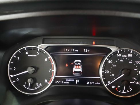 Used 2024 Nissan Rogue S FWD image 15