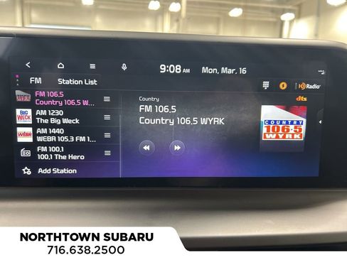 Used 2025 Kia Seltos EX w/ EX Sunroof Package image 13