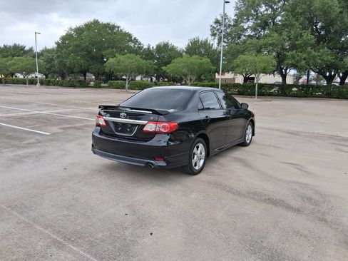 Used 2013 Toyota Corolla S image 6