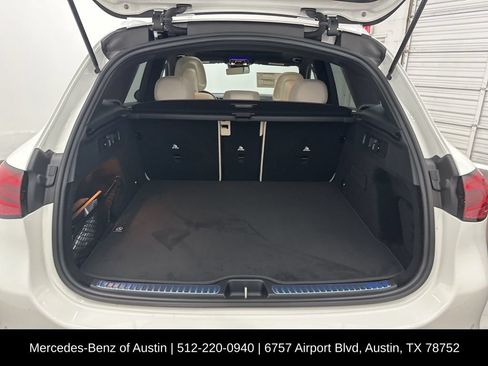 Used 2026 Mercedes-Benz GLC 300 image 27