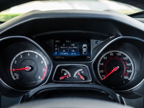 Used 2018 Ford Focus ST w/ Equipment Group 401A image 8