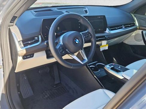 Certified 2026 BMW X1 xDrive28i w/ Technology Package AWD/4WD image 9