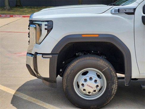 New 2024 GMC Sierra 3500 Pro w/ Convenience Package image 5