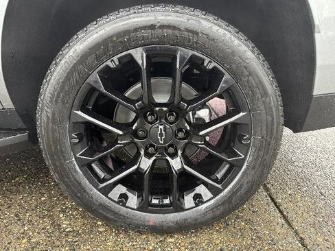 New 2026 Chevrolet Tahoe High Country w/ Sun And Tow Package image 5