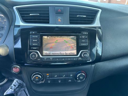 Used 2016 Nissan Sentra SV FWD image 16
