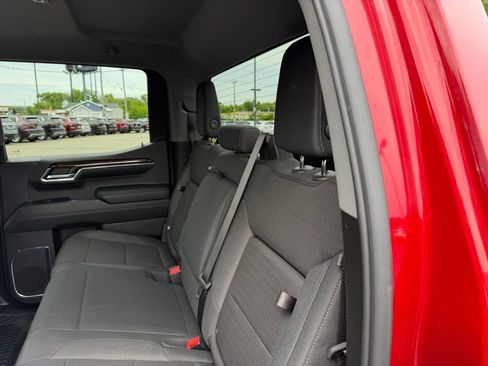 Used 2024 GMC Sierra 1500 Elevation AWD/4WD image 9