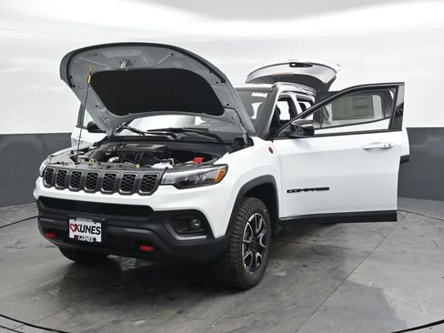 New 2026 Jeep Compass Trailhawk AWD/4WD image 54