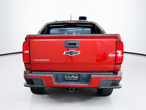 Used 2016 Chevrolet Colorado Z71 AWD/4WD image 7