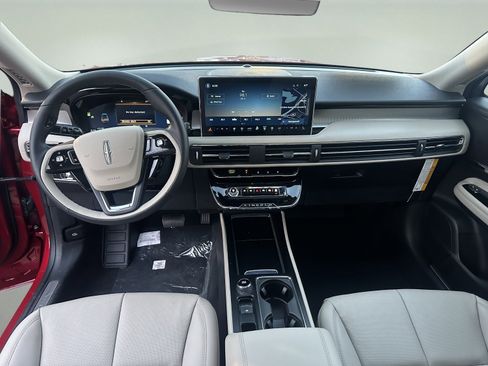 New 2026 Lincoln Corsair Premiere image 11