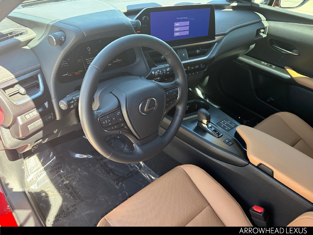 Used 2025 Lexus UX 300h FWD w/ Accessory Package (Z2) image 16