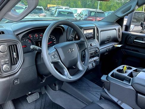 New 2026 Chevrolet Silverado 2500 Custom w/ Custom Value Package AWD/4WD image 6
