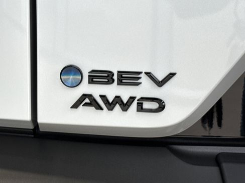 New 2026 Toyota C-HR AWD/4WD image 10